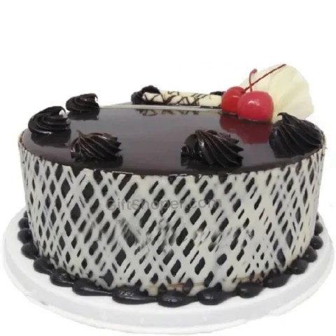 Half kg Royel chocolate cake