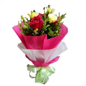 6 pcs Red & White Mix Roses in bouquet